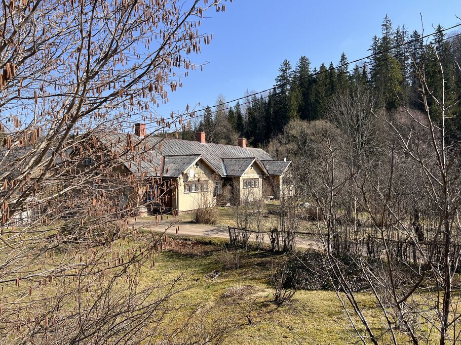 Brīvības 2, Cēsis un raj., Līgatne — dzivoklis