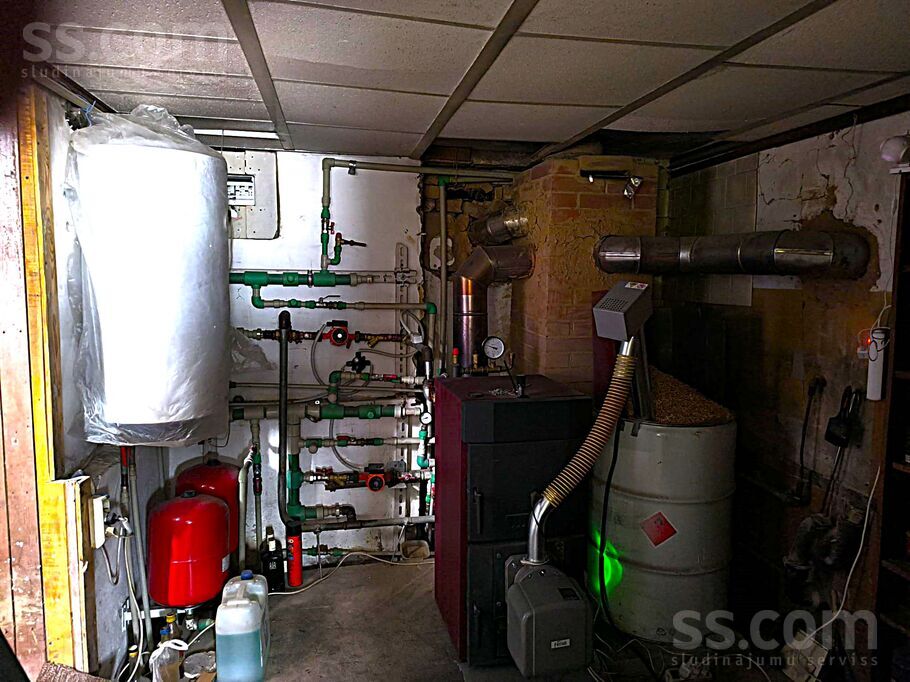 Nelku, Ogre un raj., Ogre — maja