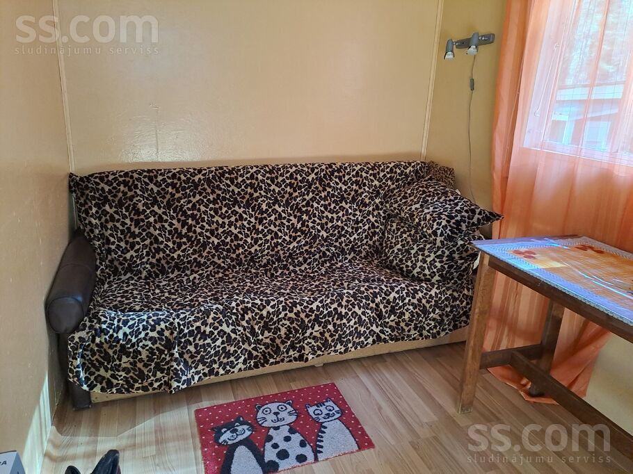 Dzirnezera Era 72, Gauja, Rīgas rajons, Carnikavas nov. — maja