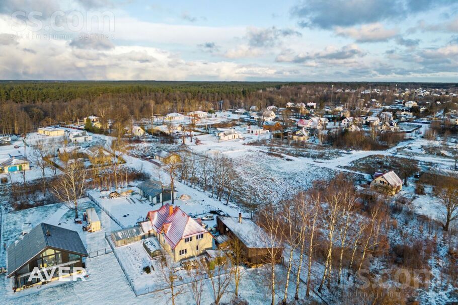 Kalmju 2d, Rīga — zeme