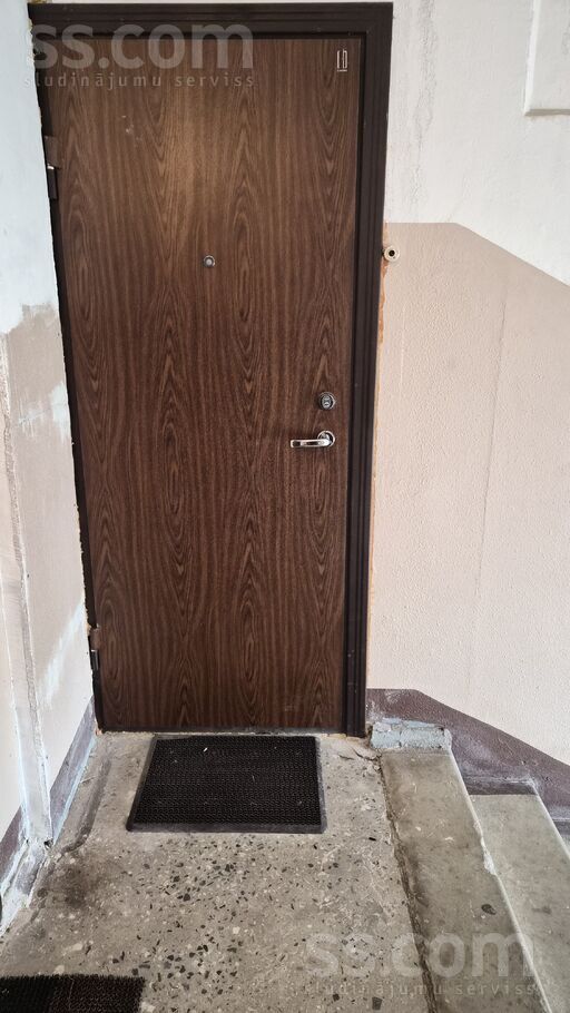 Ezeru 61, Daugavpils un raj., Daugavpils — dzivoklis