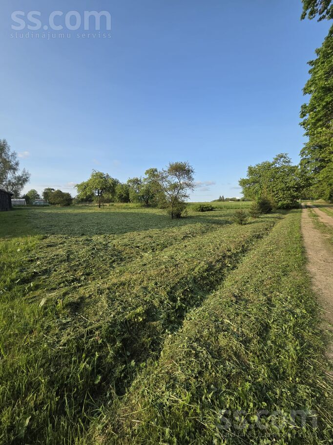 Ievas, Kabile, Kuldīga un raj., Kabiles pag. — zeme