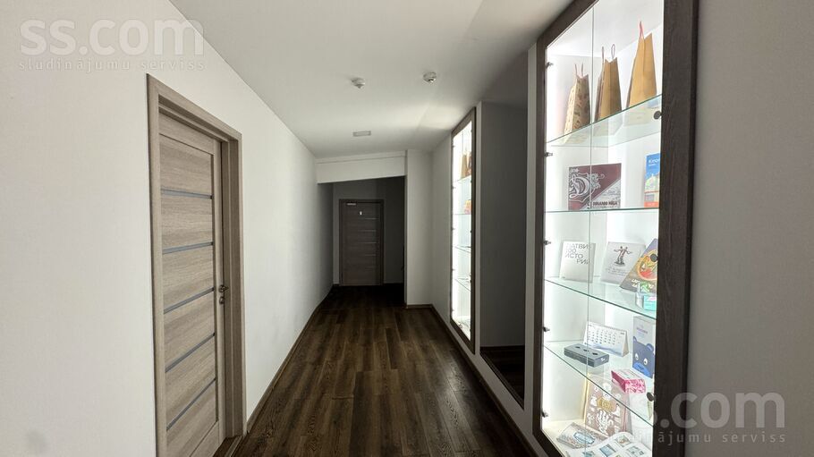 Brīvības gatve 445e, Rīga, Berģi — telpa