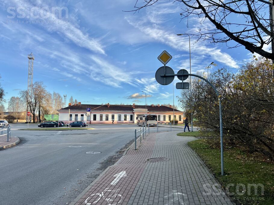 Stacijas iela 46, Valmiera un raj., Valmiera — zeme