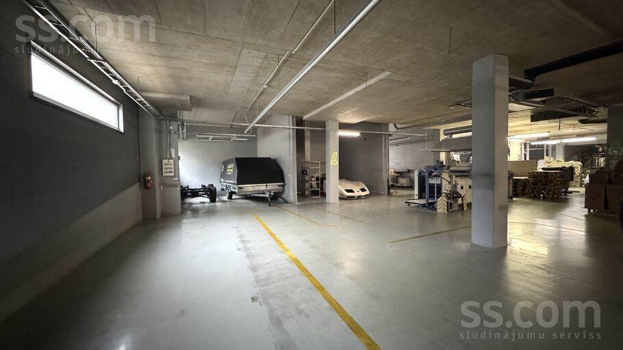 Brīvības gatve 445e, Rīga, Berģi — telpa