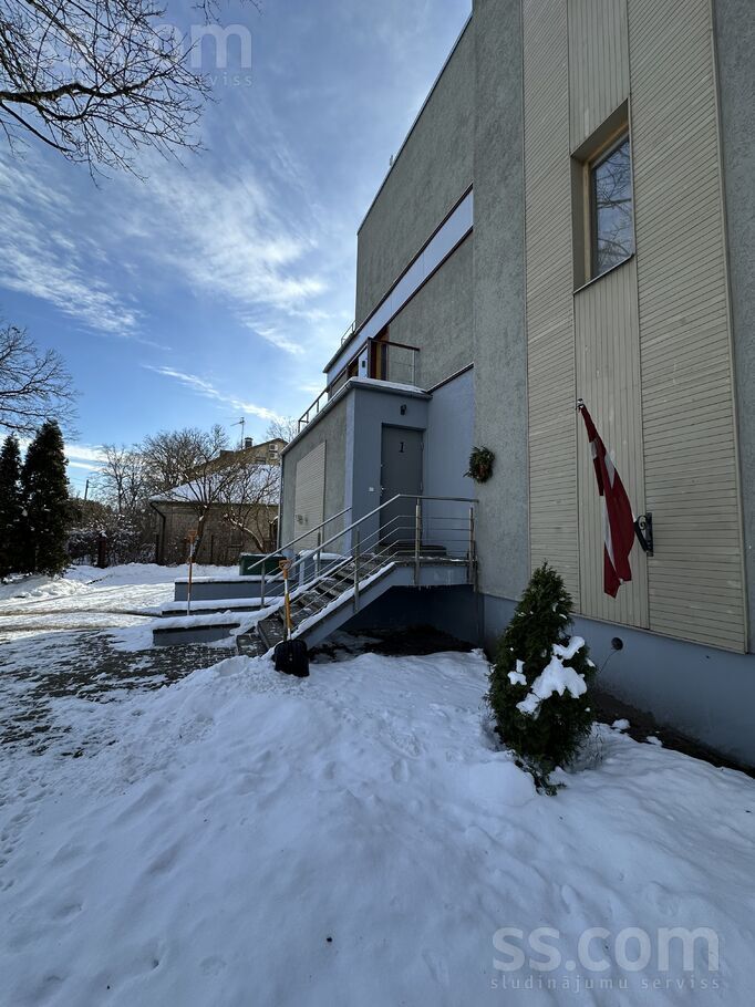 Apuzes 28, Rīga — dzivoklis