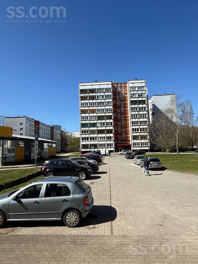 Zemes 13, Rīga — dzivoklis