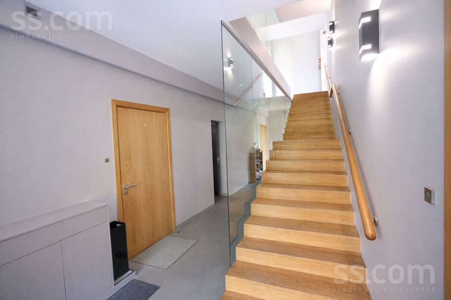 Zvejnieku 24, Rīga — dzivoklis