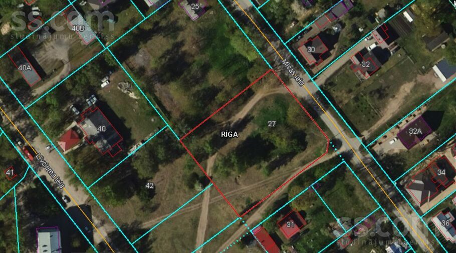 Misas 27, Rīga — zeme