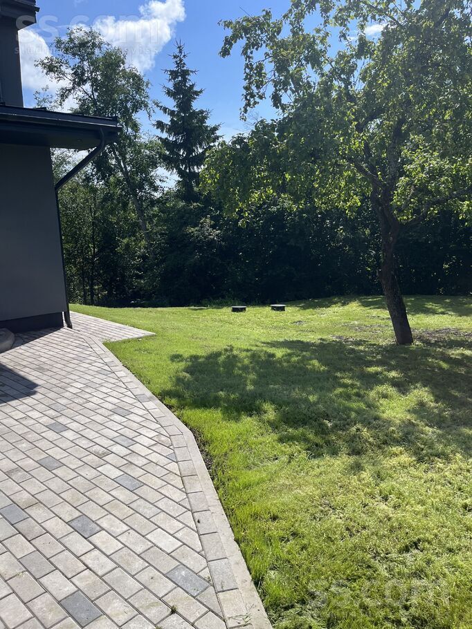 Alauksta iela 17, Rīgas rajons, Saulkrasti — maja