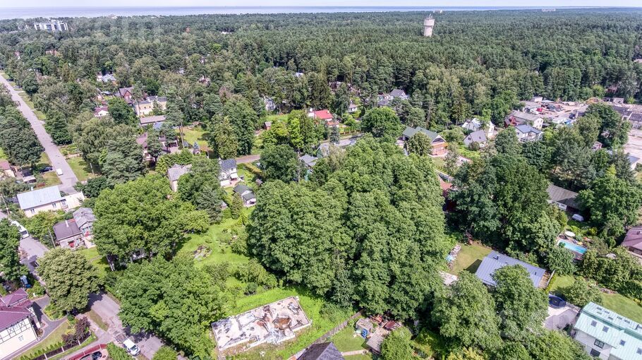 Pētera iela, Jūrmala — zeme