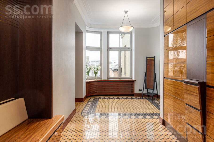 Strēlnieku 9, Rīga — dzivoklis