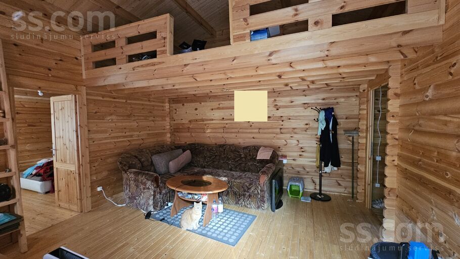 Mežvidi 36, Jelgava un raj., Jelgava — maja