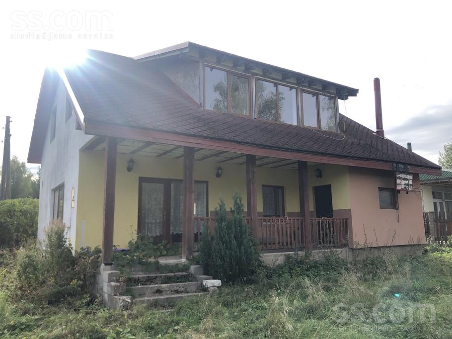 Tulpju iela 21, Rīgas rajons, Sigulda — maja