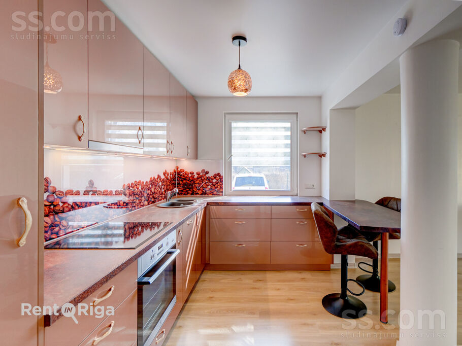 Leona Paegles iela 28, Jūrmala — dzivoklis