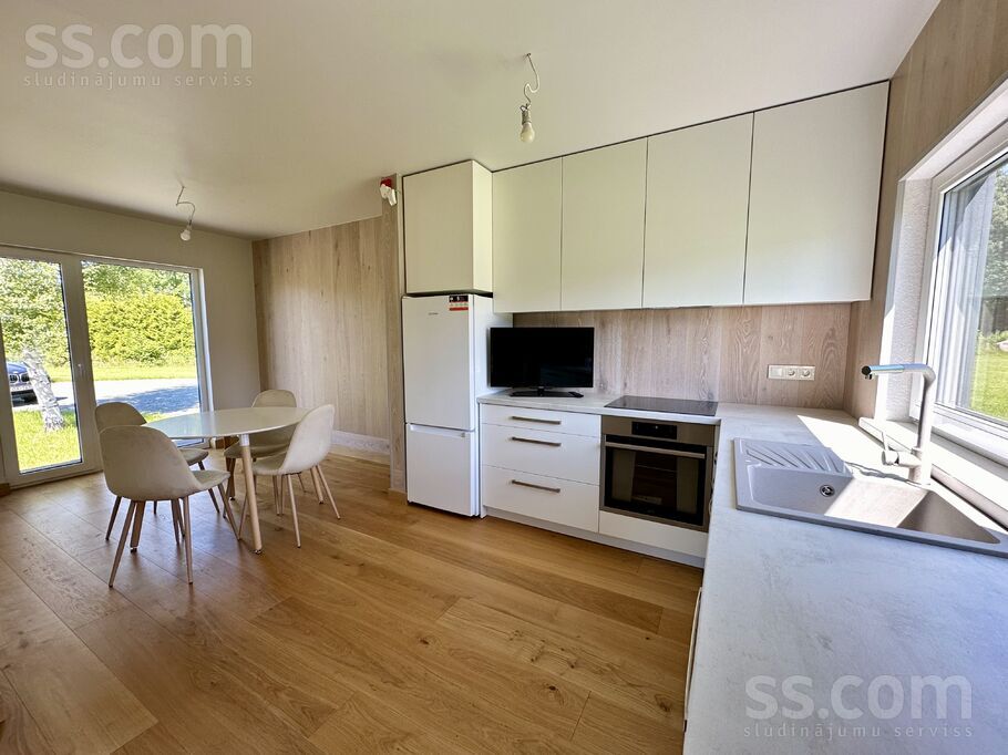 Priežkalnu 11a, Rīgas rajons, Saulkrasti — maja