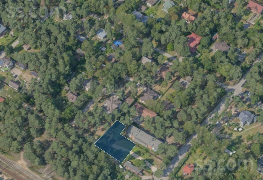 Mangaļu pr. 12, Rīga — zeme