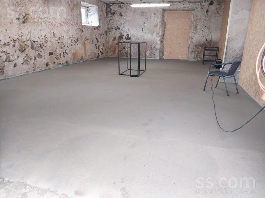 Drevēkas, Valmiera un raj., Kocēnu pag. — maja