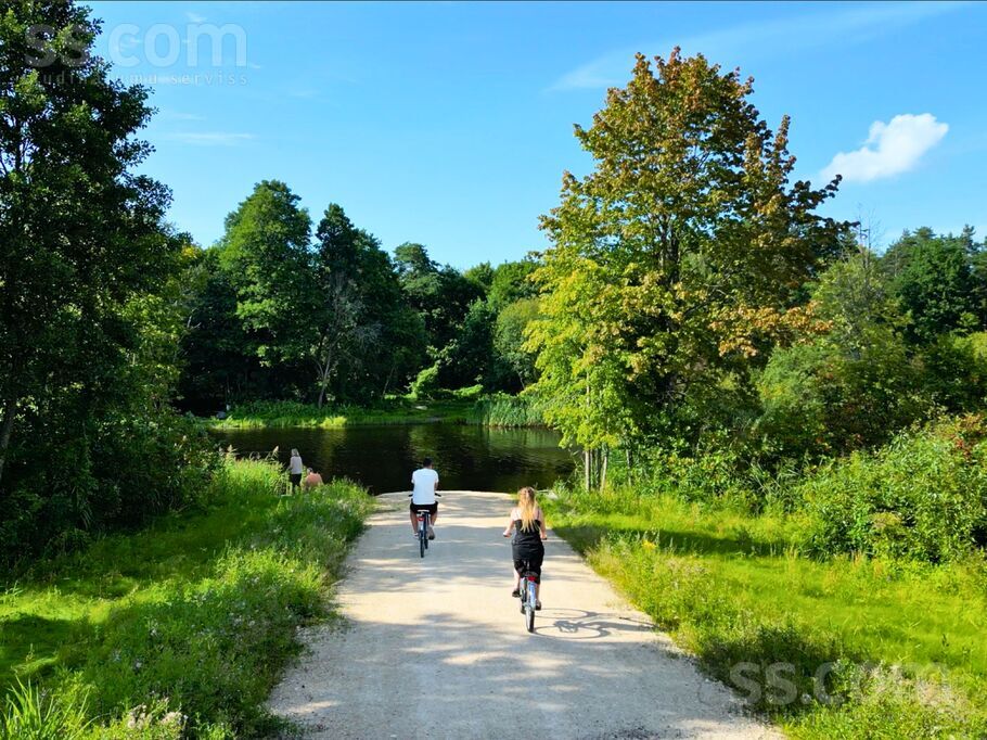 Irbupītes 8, Rīga — zeme