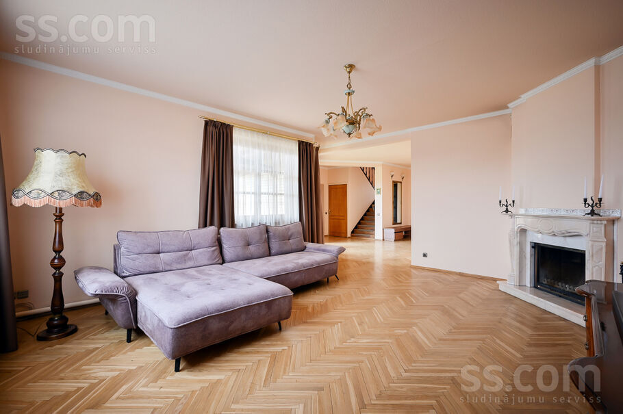 Tulpju iela 11, Katlakalns, Rīgas rajons, Ķekavas pag. — maja