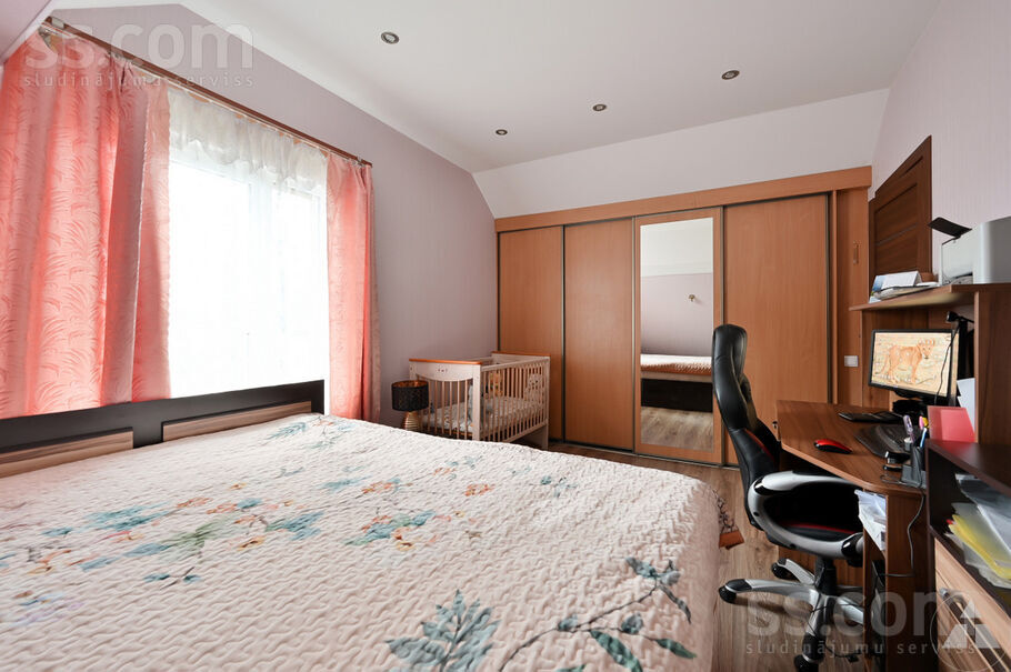 Riekstu iela, Rīgas rajons, Baloži — maja