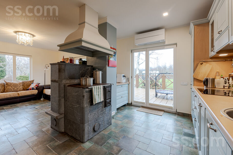 Saules iela, Klapkalnciems, Tukums un raj., Engures pag. — maja