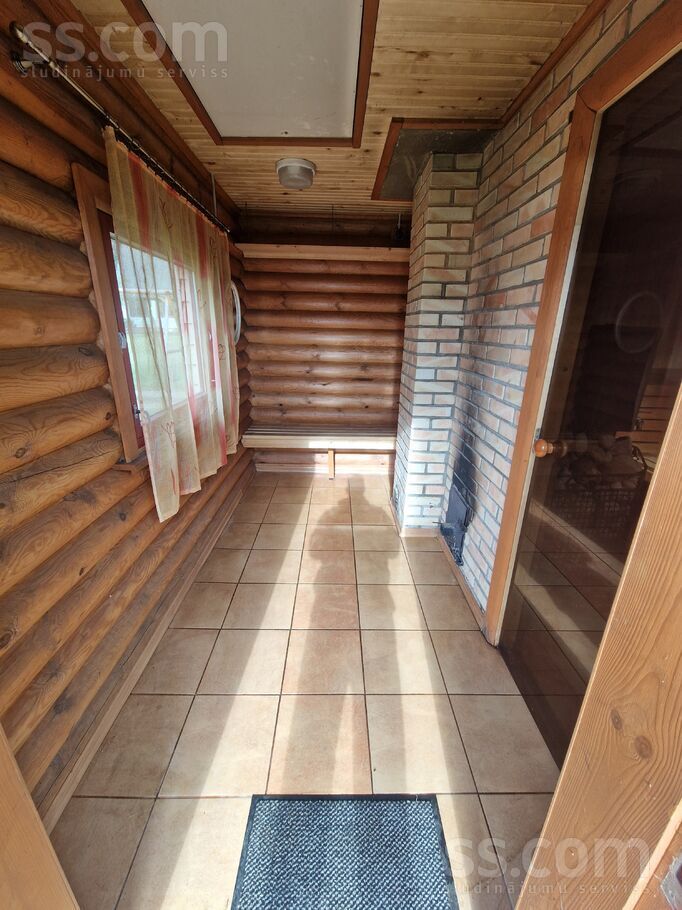 Zemeņu iela, Ļūbaste 1, Daugavpils un raj., Līksnas pag. — maja