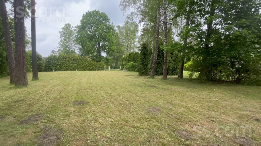 Asaru prospekts 12, Jūrmala — zeme