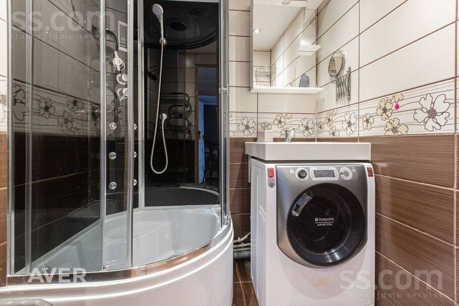 Asteru 4, Jelgava un raj., Jelgava — dzivoklis