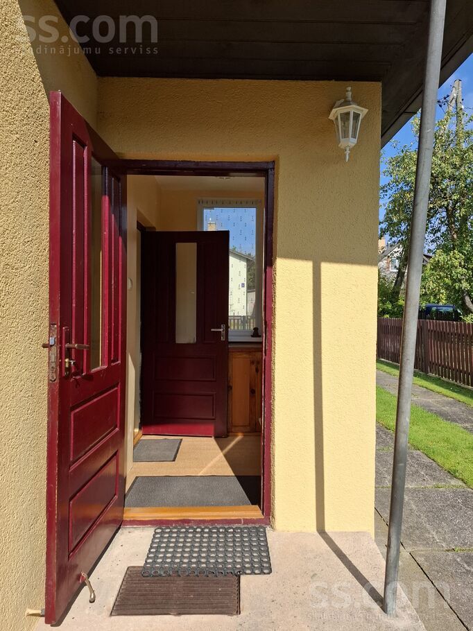 Šķūņu, Valmiera un raj., Valmiera — maja