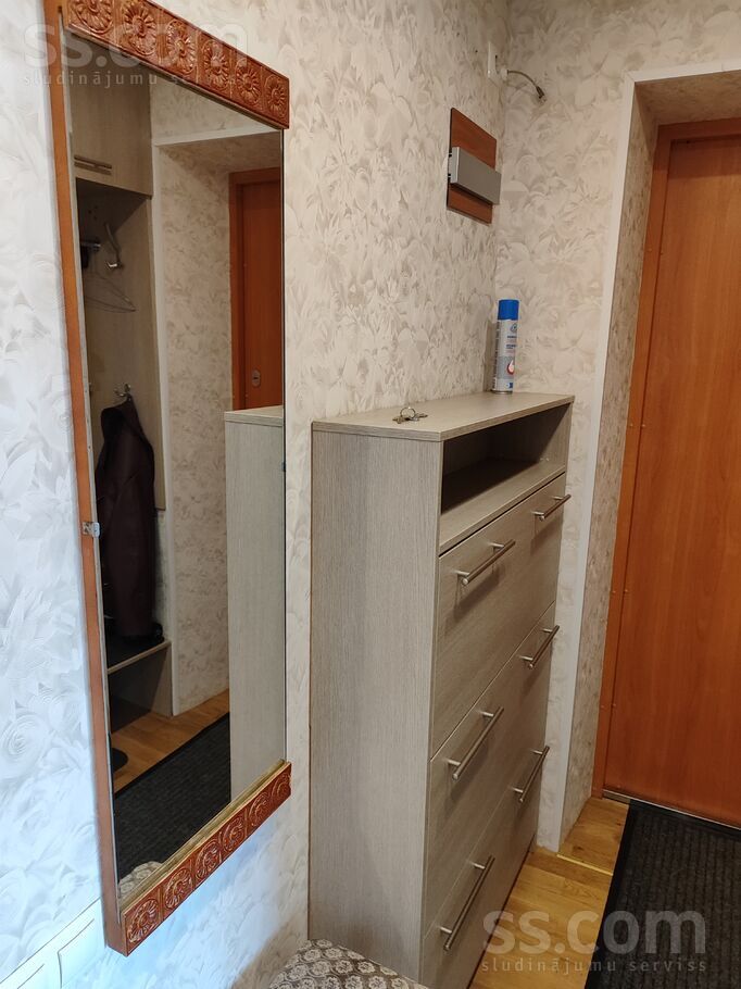 Skolas 3, Nīca, Liepāja un raj., Nīcas pag. — dzivoklis