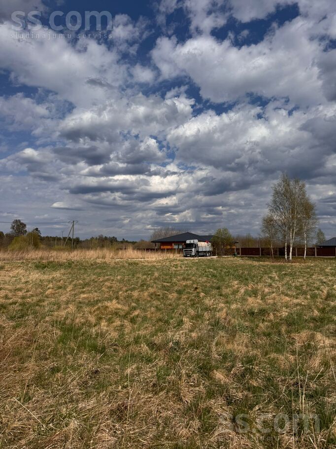 Vijupes iela 18, Sunīši, Rīgas rajons, Garkalnes nov. — zeme
