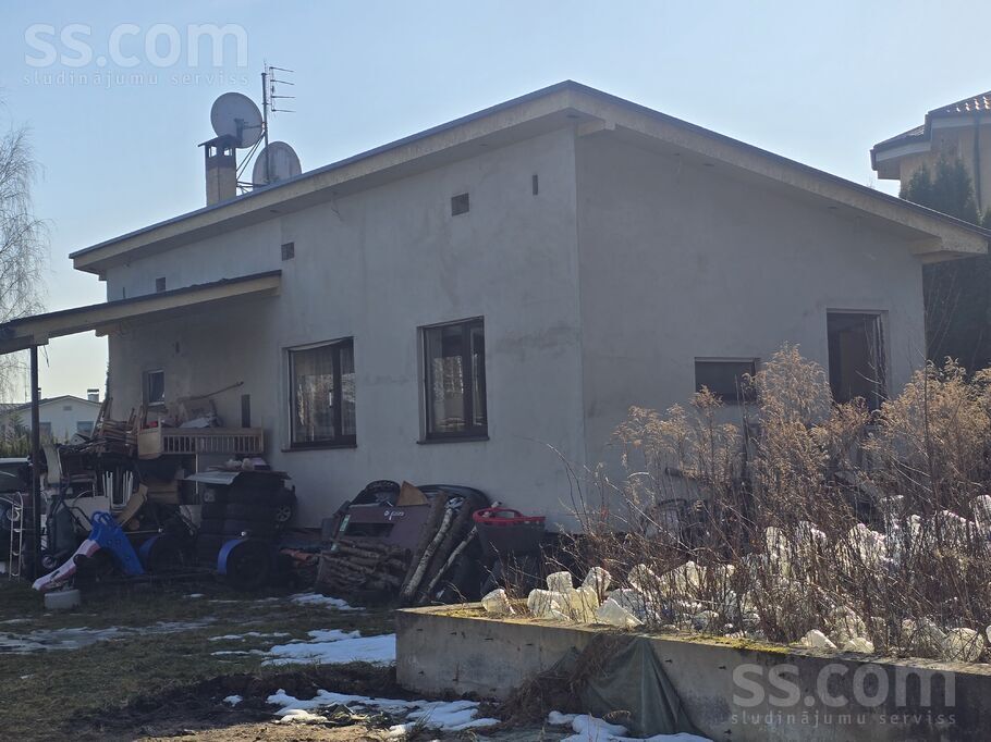 Lubānas 148, Rīga — maja