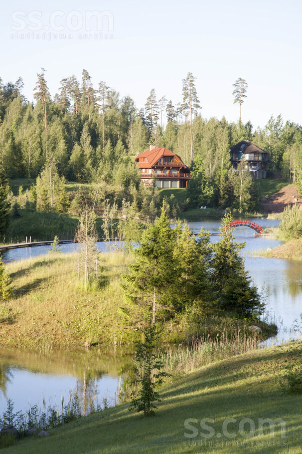 Poselok Amattsiems 5, Cēsis un raj., Cēsis — zeme