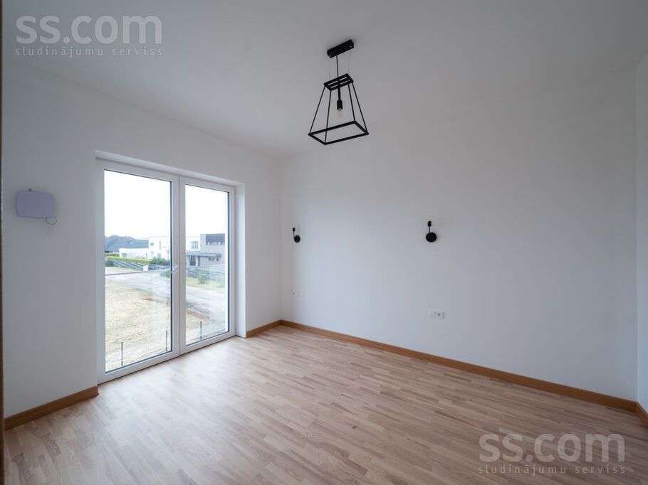 Rītausmas iela 1, Mārupe, Rīgas rajons, Mārupes pag. — dzivoklis