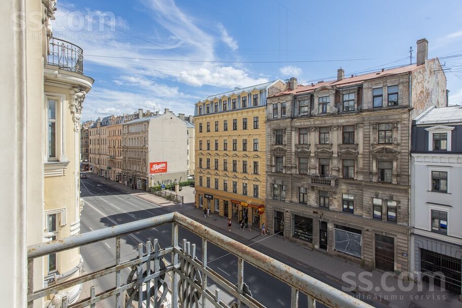 Brīvības 99, Rīga — dzivoklis