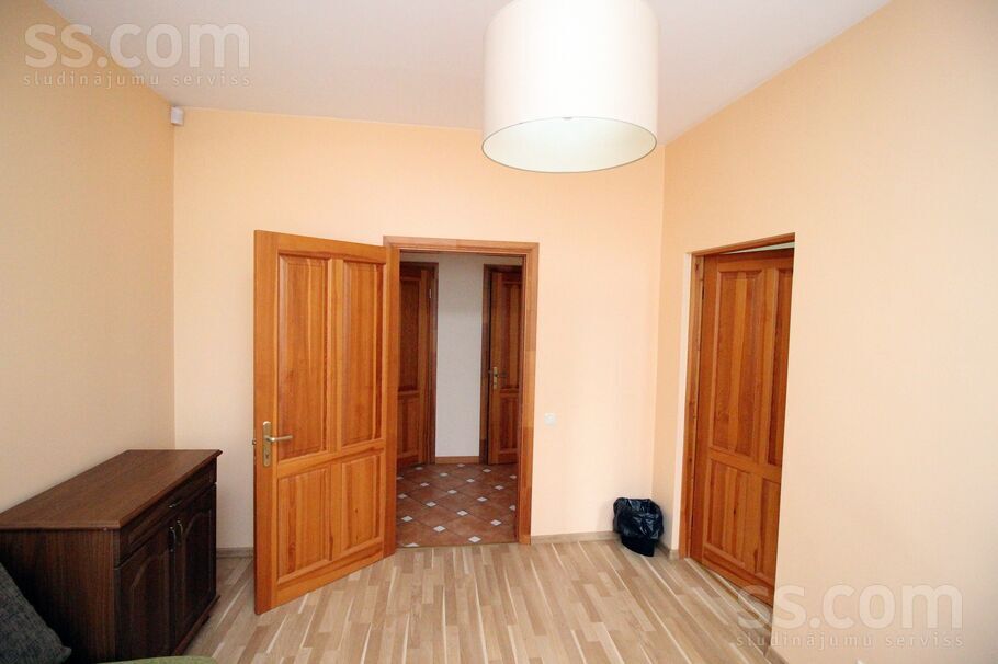 Planīcas 5b, Kuldīga un raj., Kuldīga — maja