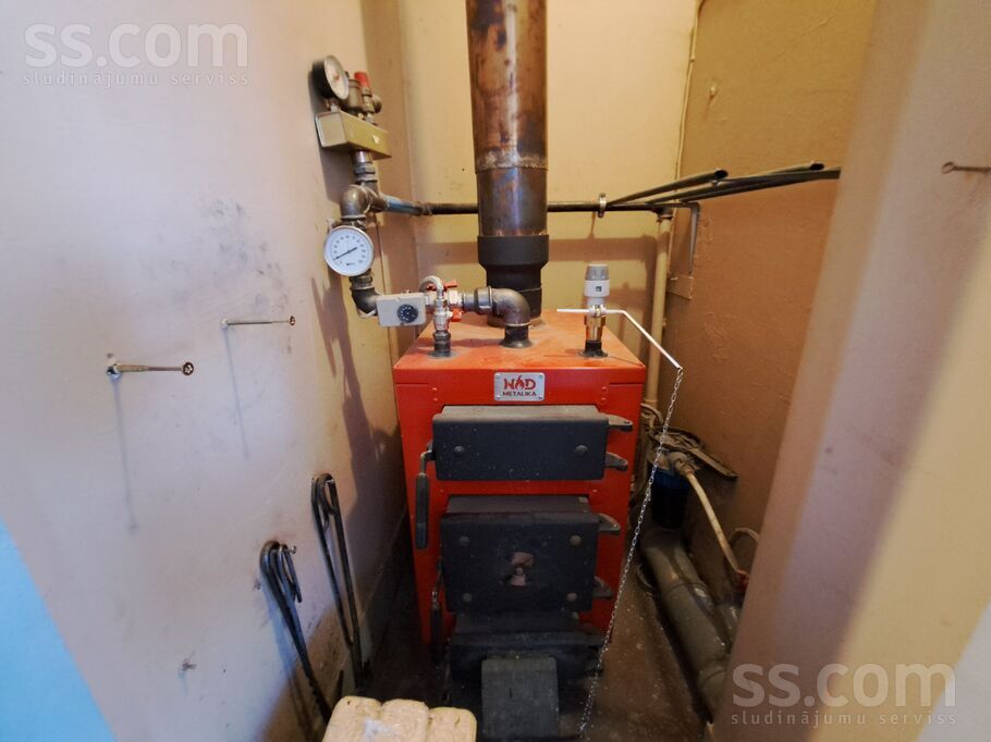 7 3, Auri, Dobele un raj., Auru pag. — dzivoklis