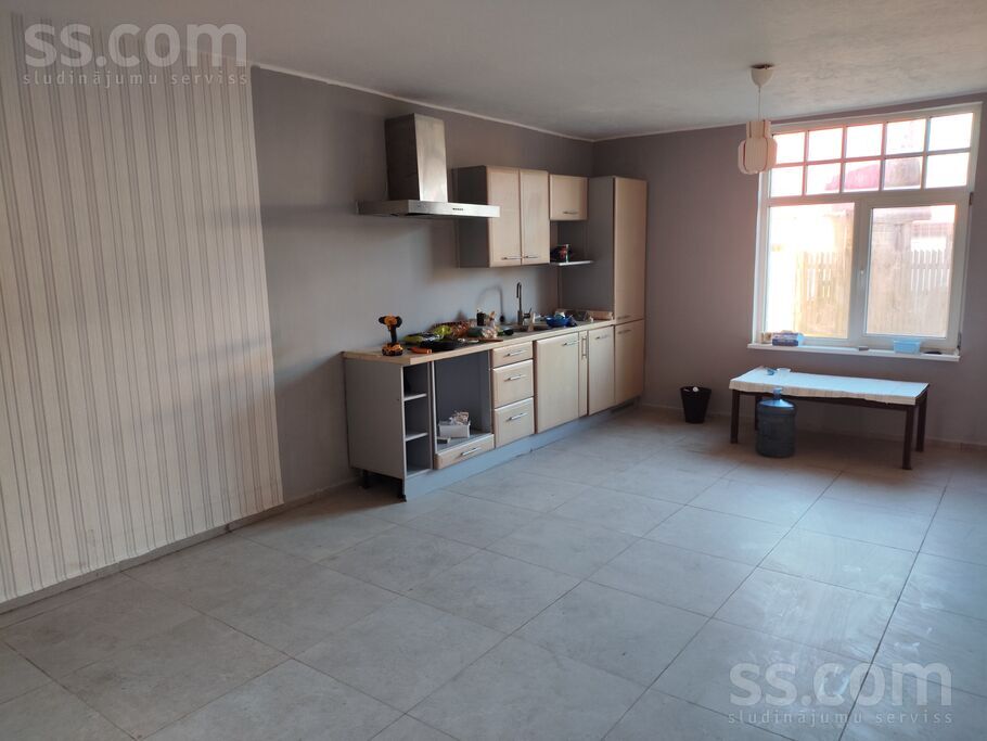 Vizbule 160, Jāņupe, Rīgas rajons, Olaines pag. — maja