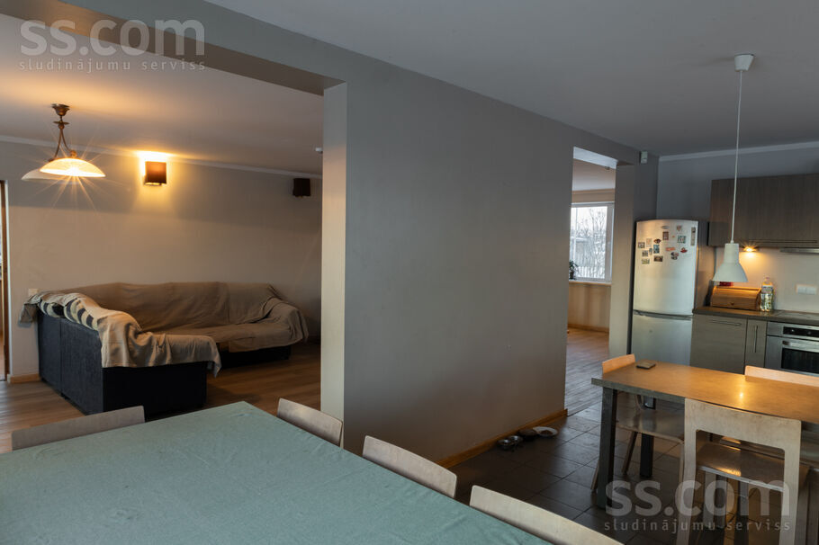 Griezes iela 10, Rīgas rajons, Sigulda — maja