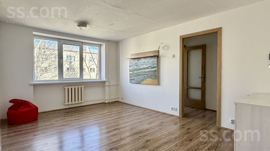 Rododendru 12, Rīga — dzivoklis