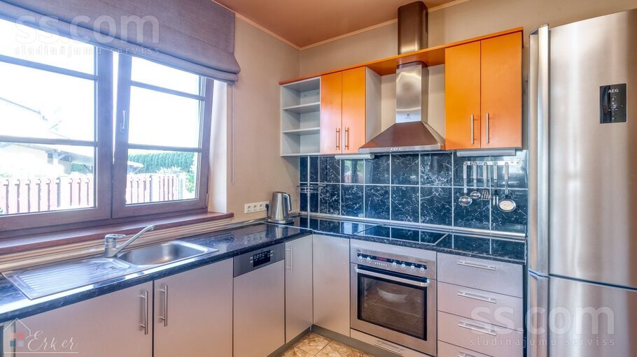 Vizuļu 28, Lapenieki, Rīgas rajons, Ķekavas pag. — maja