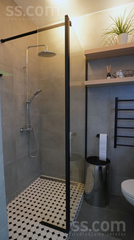 Krasta 11/13, Rīga — dzivoklis