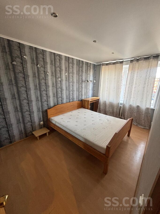 Mālkalnes prospekts 11, Ogre un raj., Ogre — dzivoklis