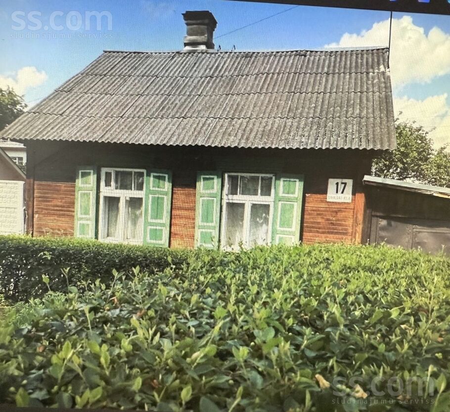 Siguldas iela 17, Daugavpils un raj., Daugavpils — maja