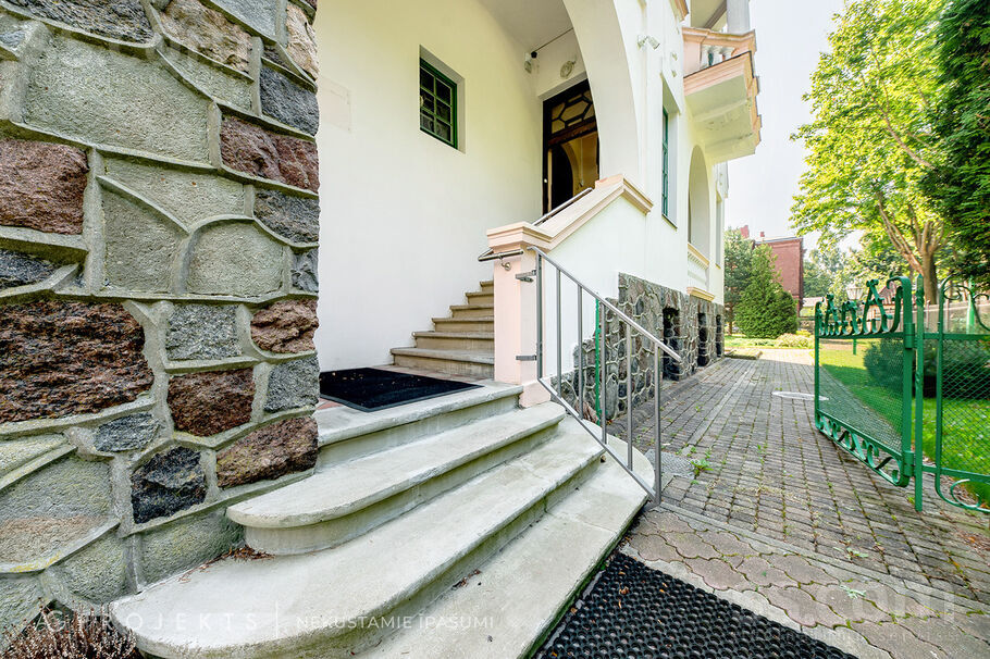 Liepu iela 27, Liepāja un raj., Liepāja — maja