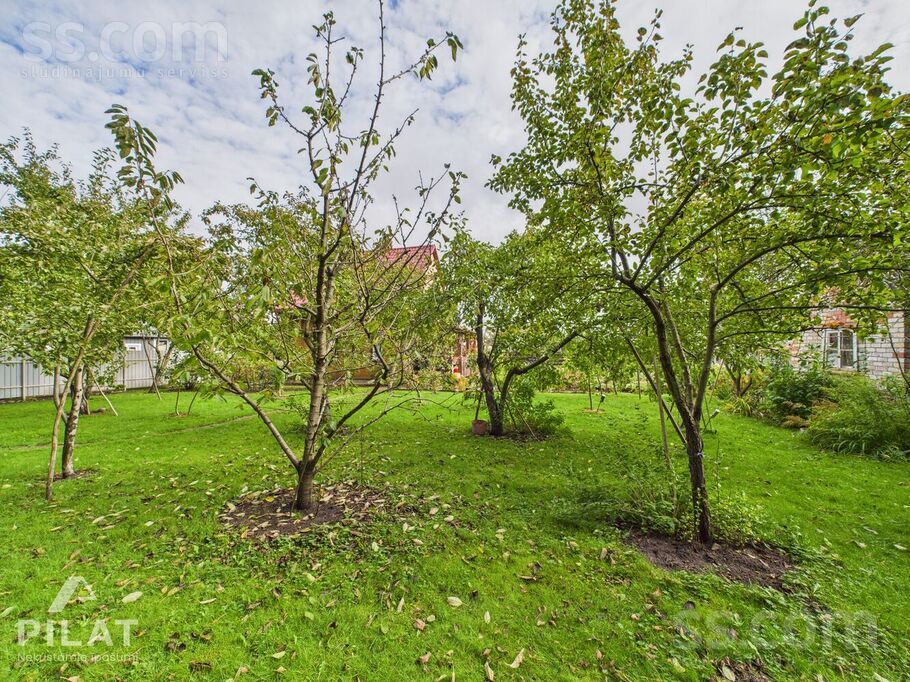 Devītā iela 2, Šķēde, Liepāja un raj., Medzes pag. — maja