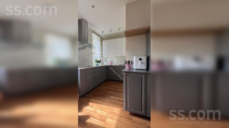 Čaka 80, Rīga — maja