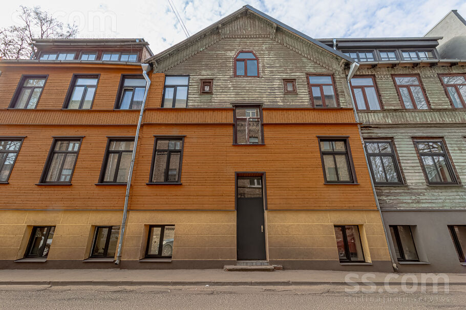 Zeļļu 13, Rīga — dzivoklis