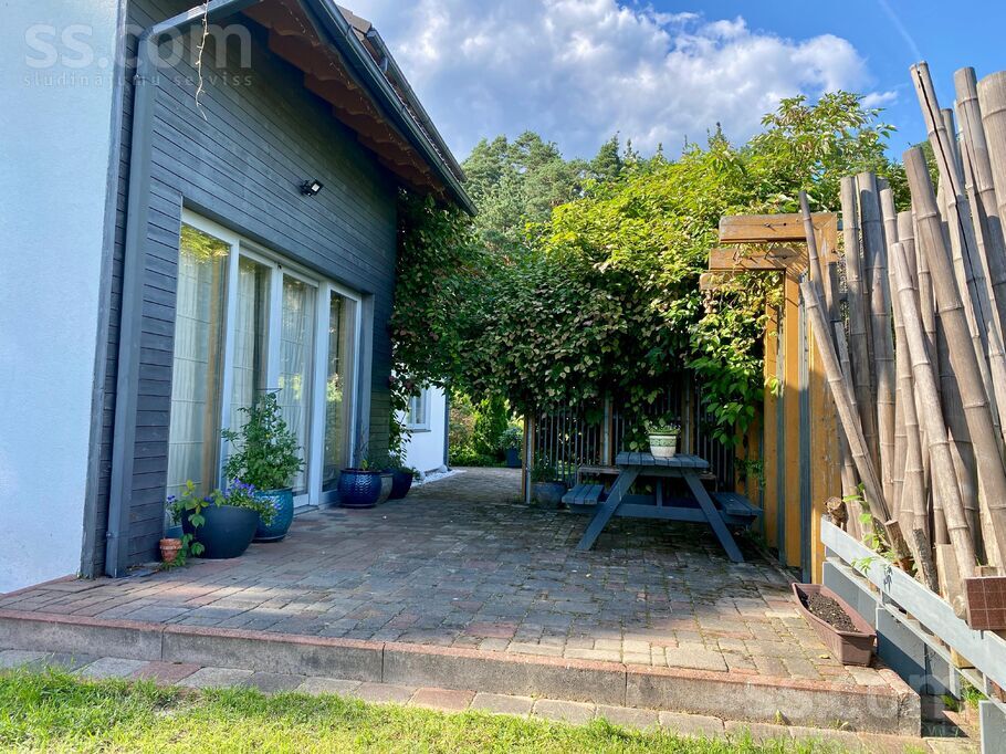 Rēzijas 1, Lidosta "Rīga", Rīgas rajons, Mārupes pag. — maja